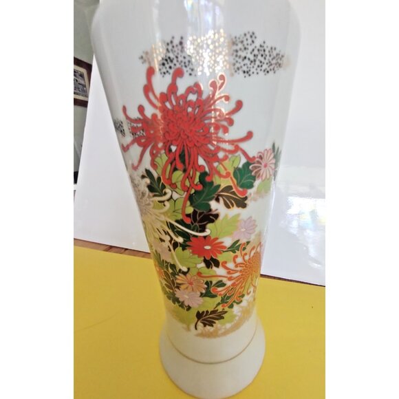 Oriental Porcelain Vase 10" tall, Made in Japan Orange Floral - Picture 3 of 9